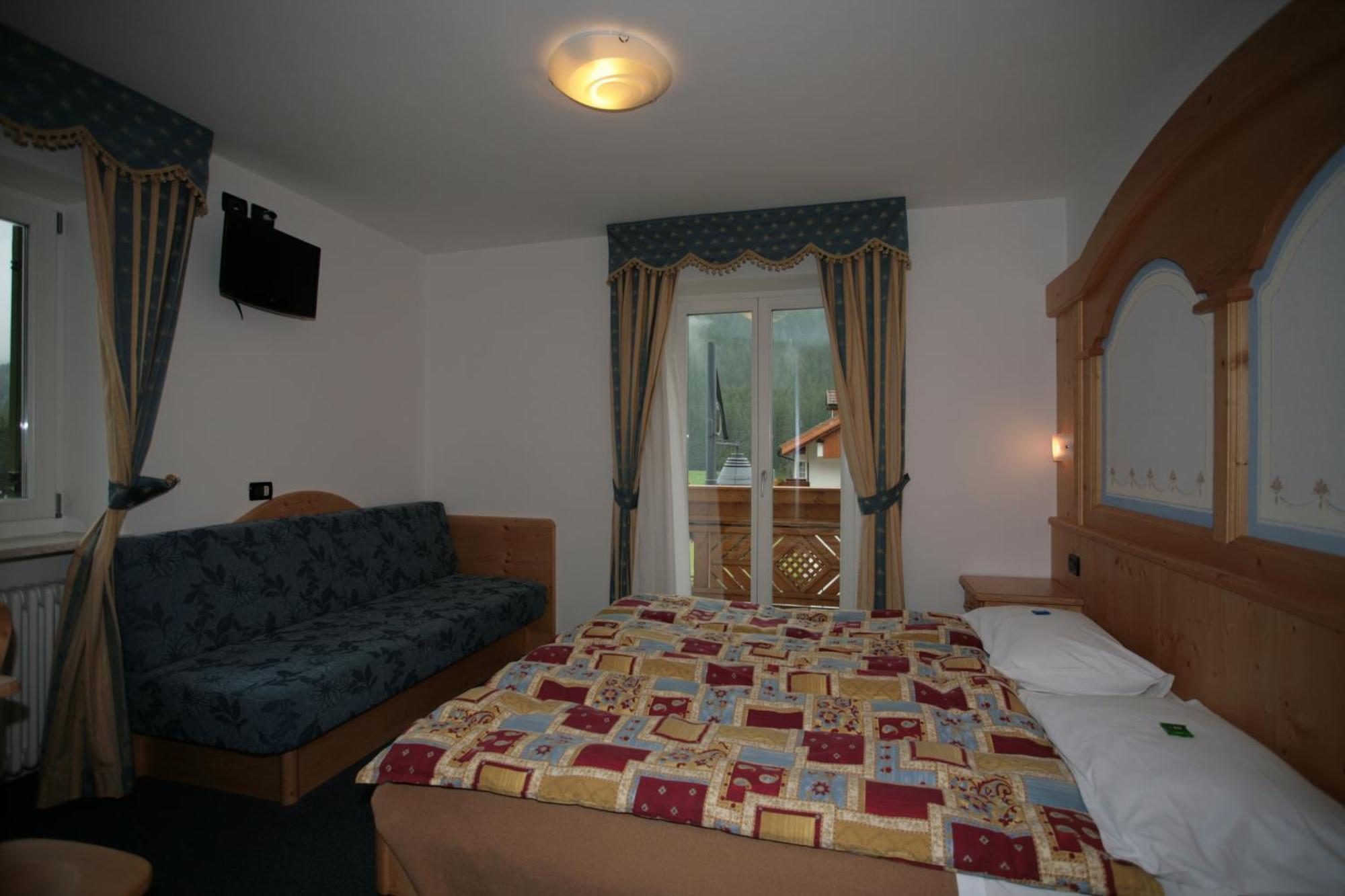 Hotel Garni Eden Canazei Pokój zdjęcie